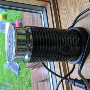 Nespresso Aeroccino milk frother